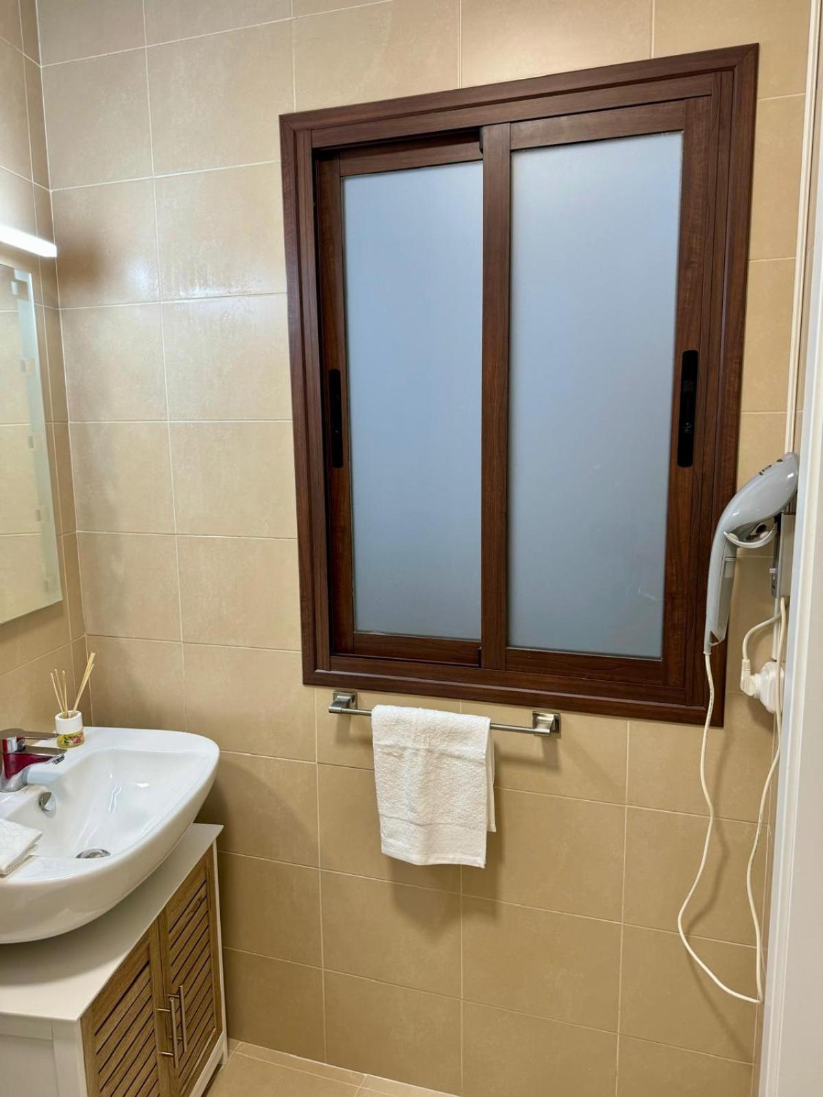Apartamento En Lumbreras-Alameda Seville Exterior photo